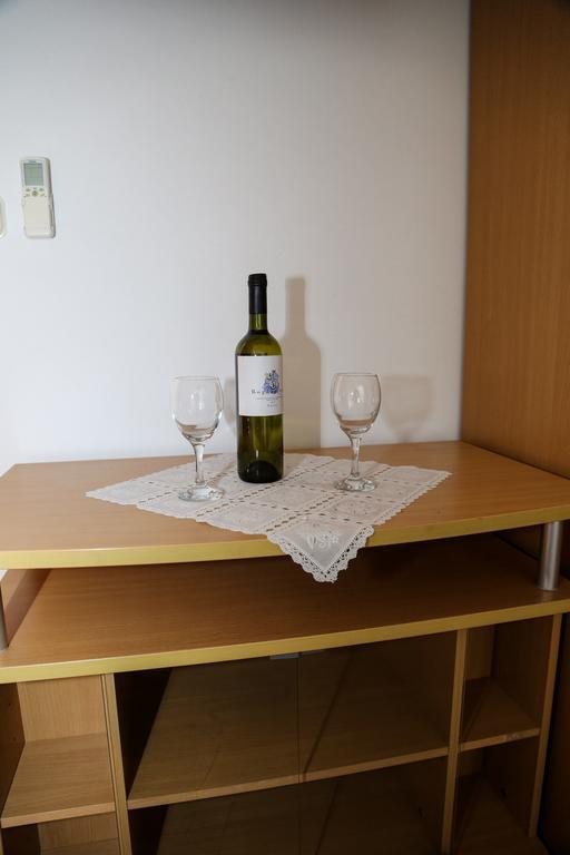 Apartments Dragica Milna  Bagian luar foto